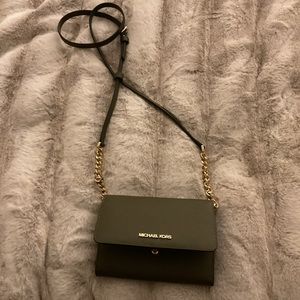 Jet Set Travel Saffiano Leather Smartphone Crossbody